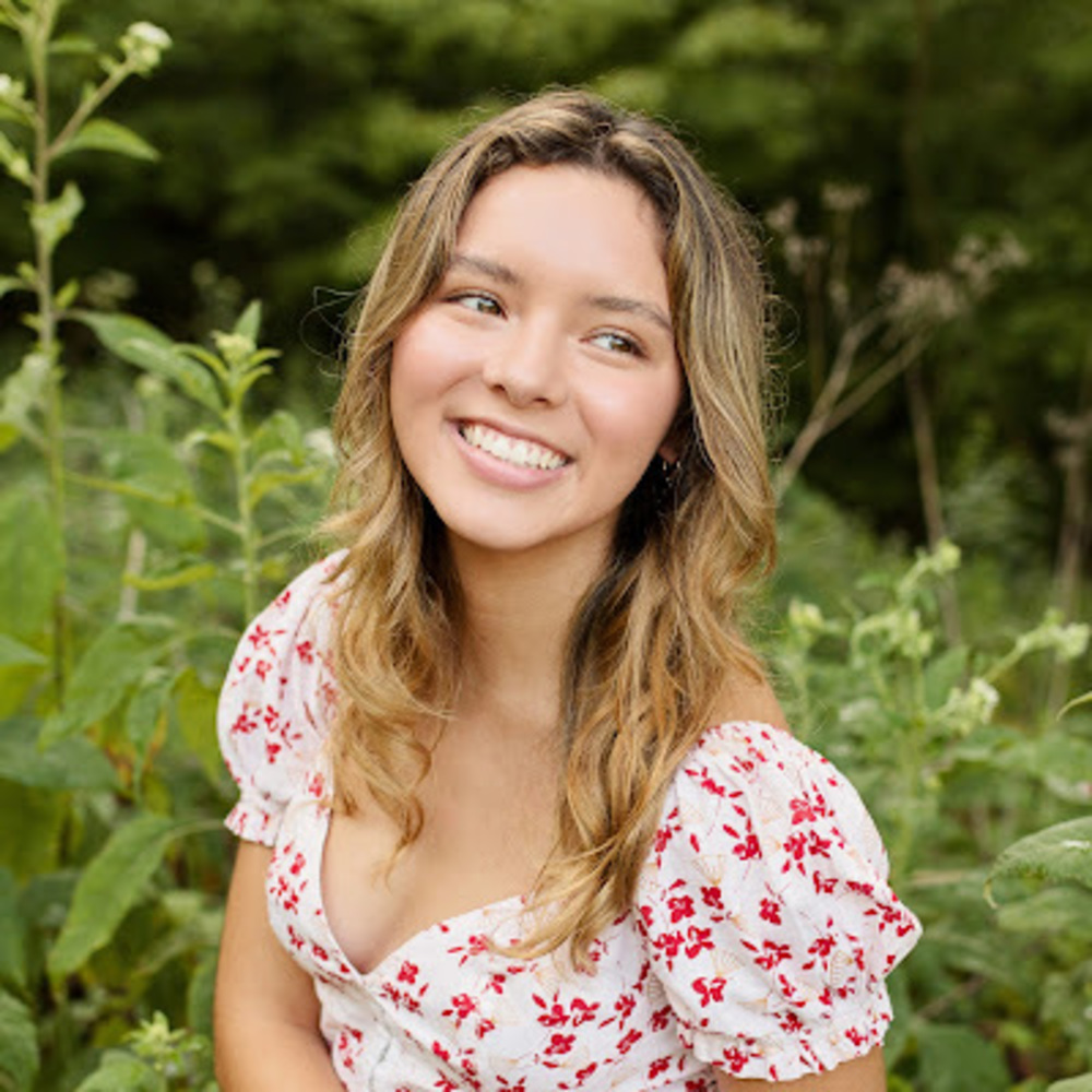 Meet your Posher, Isabella